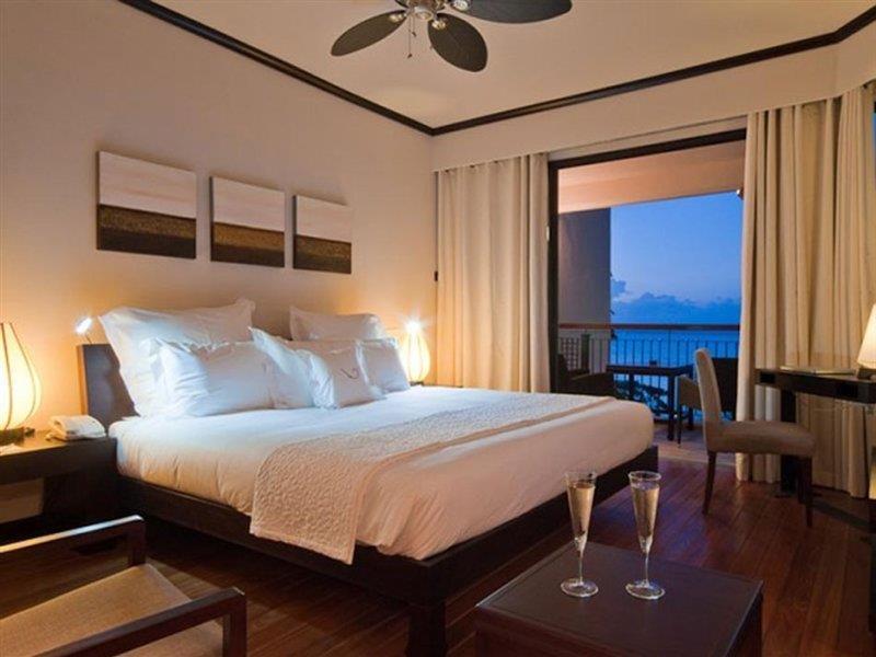 Le Cardinal Exclusive Resort Тро-о-Біше Екстер'єр фото