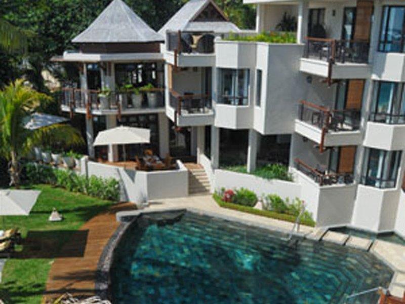 Le Cardinal Exclusive Resort Тро-о-Біше Екстер'єр фото