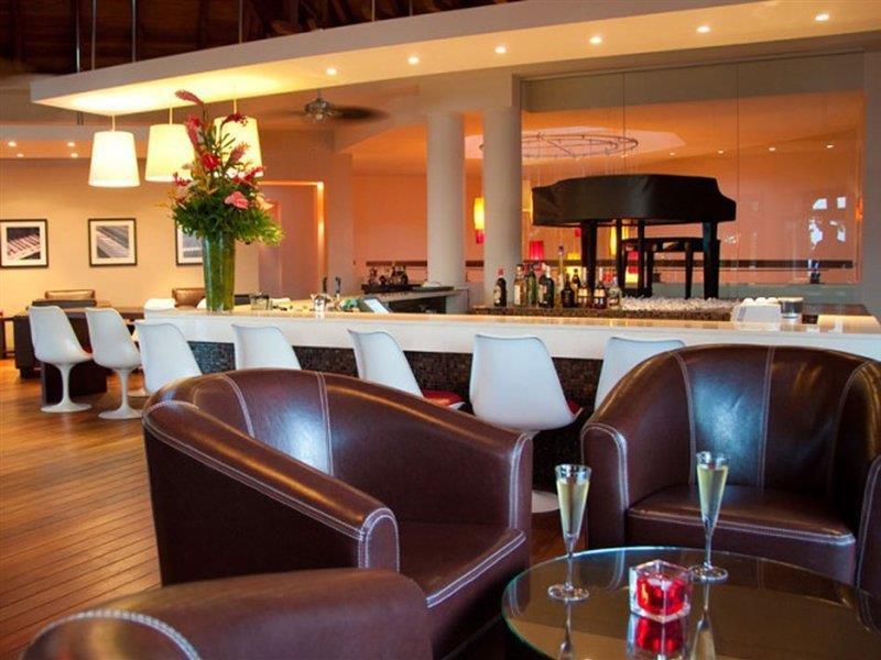 Le Cardinal Exclusive Resort Тро-о-Біше Екстер'єр фото